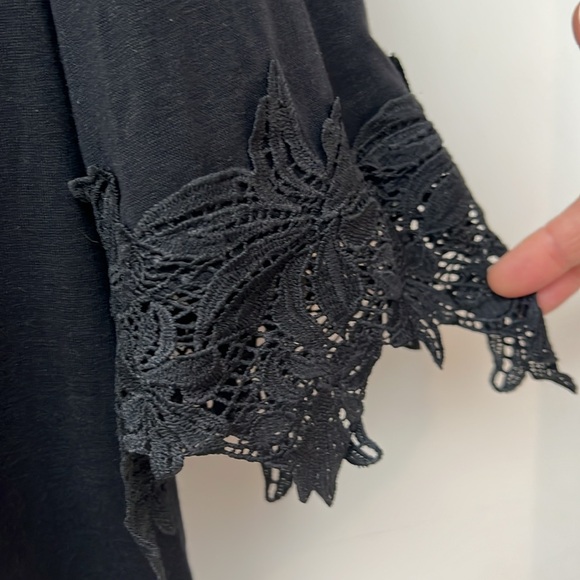 KISMET | Black open cardigan with lace detail - Picture 5 of 9
